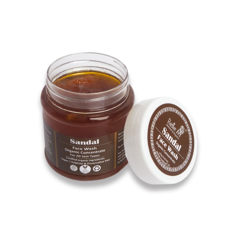 Sandal Face Wash Concentrate125g -2.jpg